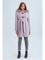 Зимнее пальто в клетку с мехом марсала