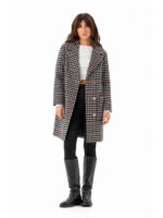 Пальто с накладными карманами красно-черное