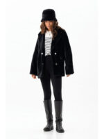 Короткое пальто в стиле оверсайз черное