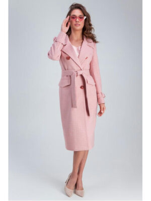 Прямое пальто розовое