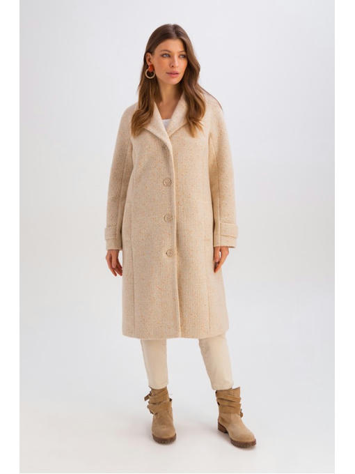 Весеннее пальто на пуговицах бежевое