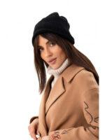 Шапка-бини черная