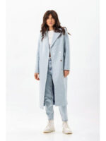 Женское демисезонное пальто в клетку голубое