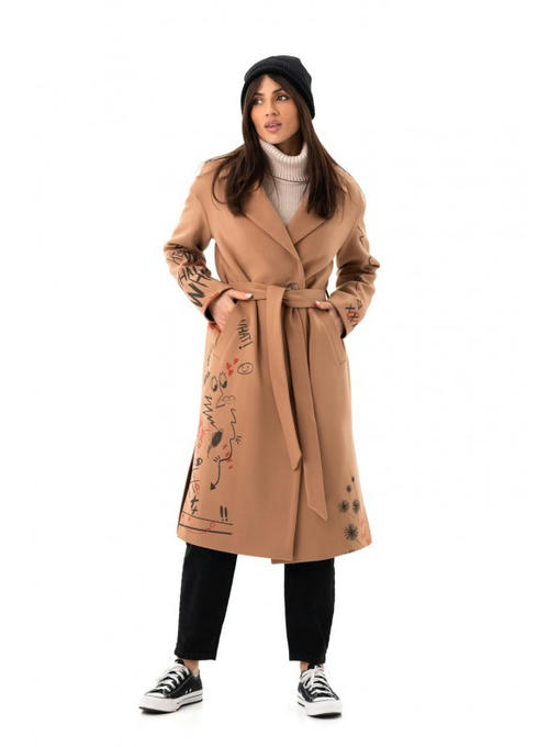 Пальто с дизайнерским рисунком кэмел скетч — изображение 6