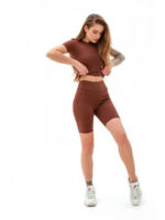 Футболка в рубчик коричневая