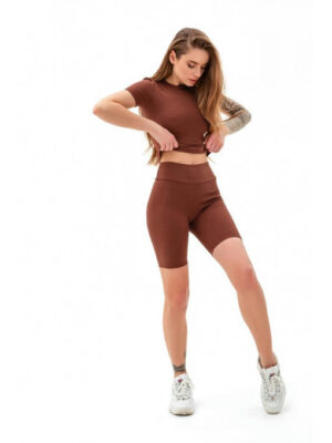 Футболка в рубчик коричневая