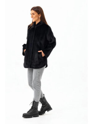 Короткое пальто из альпаки черное