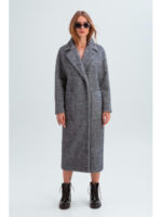 Демисезонное пальто с принтом черно-белое