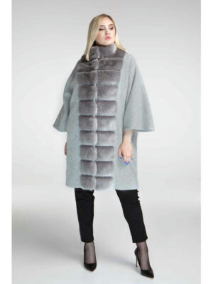 Пончо с мехом