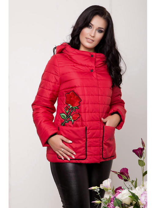 Яркая весенняя женская куртка с вышивкой — изображение 5