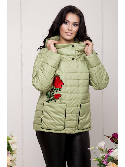 Яркая весенняя женская куртка с вышивкой — изображение 9