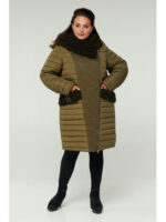 Пальто двубортное с опушкой