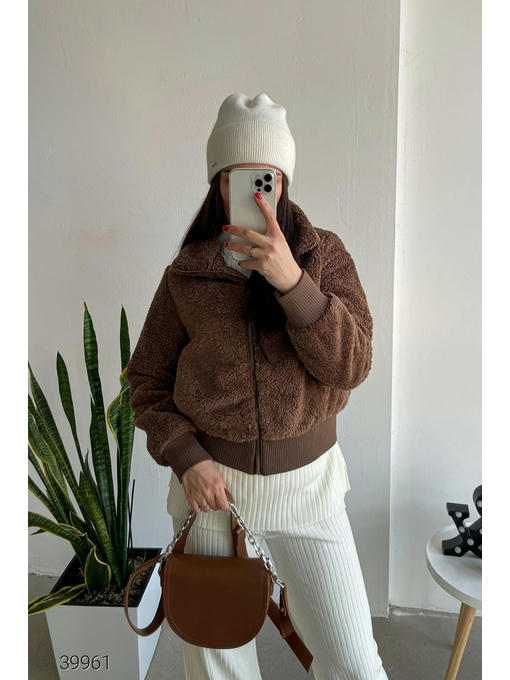 Куртка из искусственного меха — изображение 2