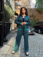 Женский костюм больших размеров