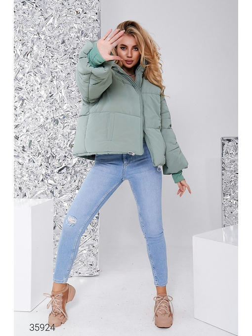 Короткая дутая оверсайз куртка — изображение 5