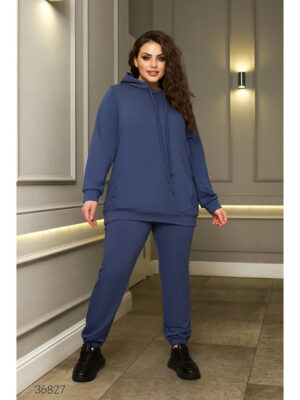 Трикотажный костюм из худи и джоггеров