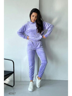 Костюм велюровый женский