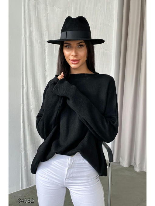 Свитер оверсайз с заниженной линией плеч — изображение 5