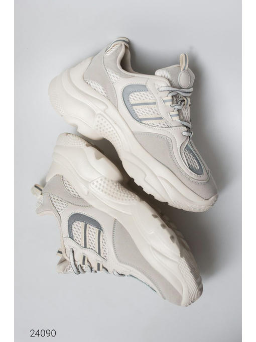 Кроссовки на массивной подошве из комбинированных материалов — изображение 3