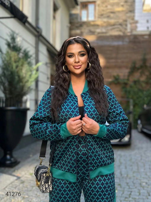 Женский костюм больших размеров — изображение 4