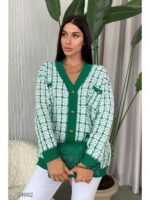 Вязаный кардиган с накладными карманами