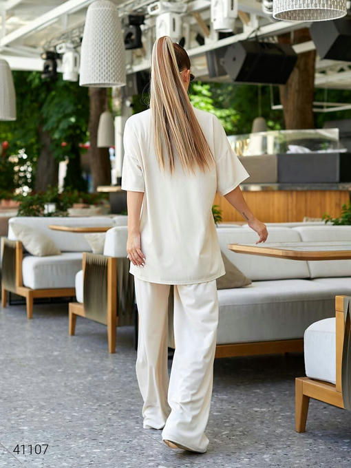 Женский базовый костюм — изображение 4