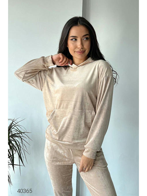 Костюм велюровый женский — изображение 2