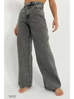 Расклешенные джинсы с завышенной талией