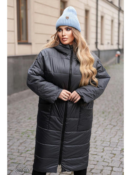 Зимнее женское пальто с капюшоном — изображение 2