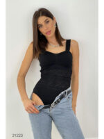 Вязанный боди с перфорацией