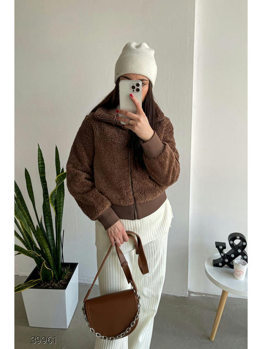 Куртка из искусственного меха — изображение 3