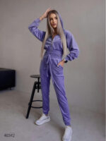 Женский велюровый костюм