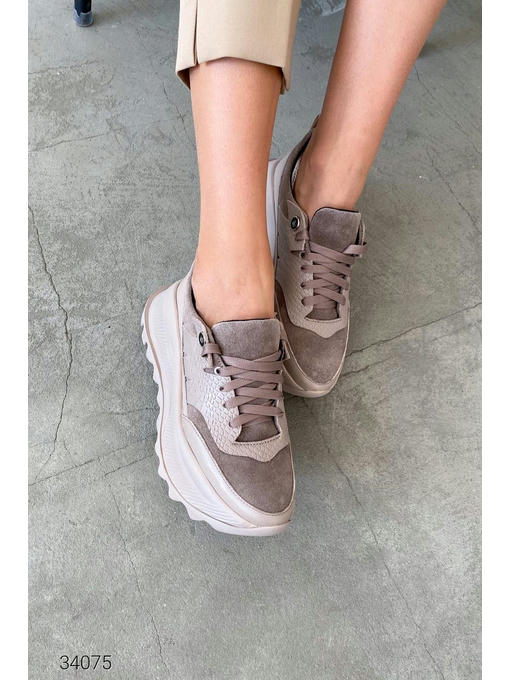 Кожаные кроссовки на массивной подошве — изображение 3