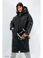 Зимнее женское пальто с капюшоном