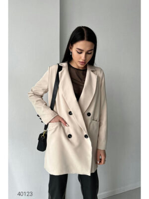 Двубортный блейзер с карманами