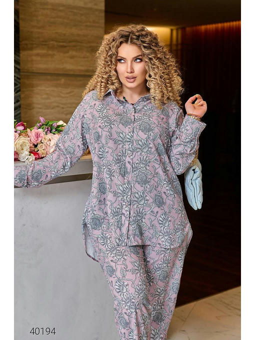 Костюм женский с рубашкой — изображение 2