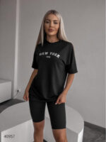Костюм женский футболка и велосипелки