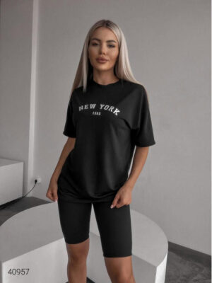 Костюм женский футболка и велосипелки