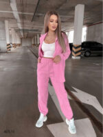 Костюм женский вельветовый