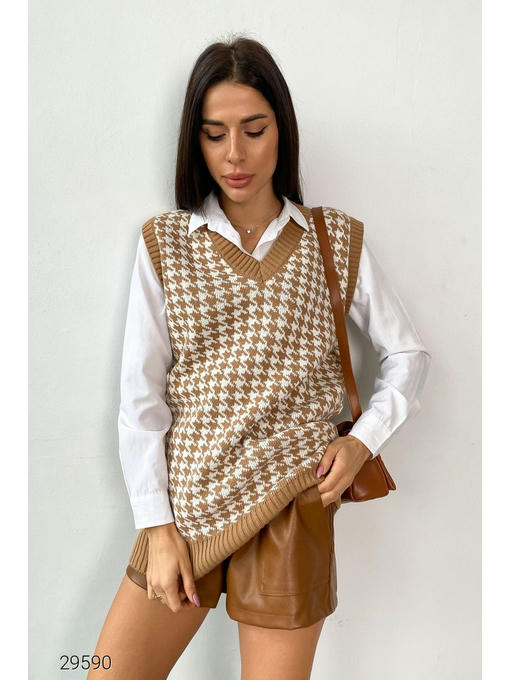 Удлинённый вязаный жилет с узором гусиная лапка