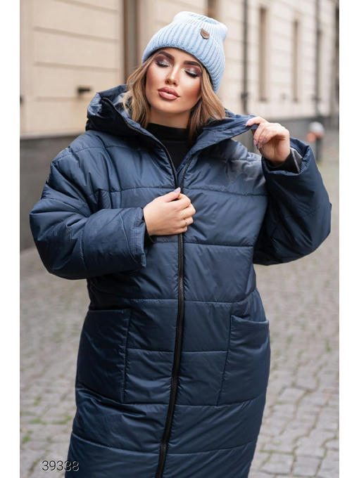 Зимнее женское пальто с капюшоном — изображение 2