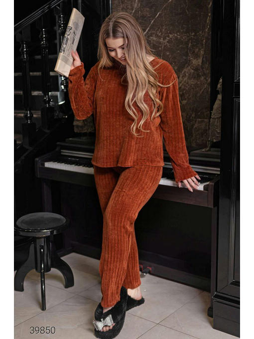 Костюм теплый женский — изображение 4