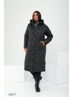 Женское стеганое пальто с капюшоном