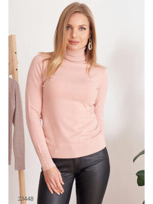 Водолазка с планкой из пуговиц на рукавах