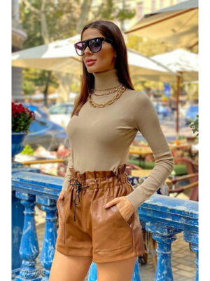 Водолазка с воротом с отворотом