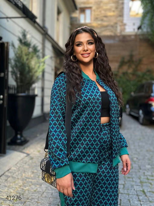 Женский костюм больших размеров — изображение 2