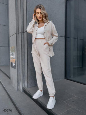 Костюм женский вельветовый