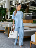 Женский базовый костюм