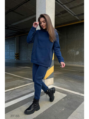 Женский теплый костюм