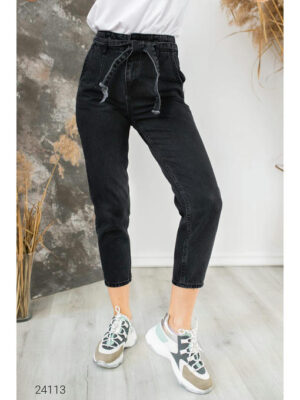 Джинсы в винтажном стиле с поясом